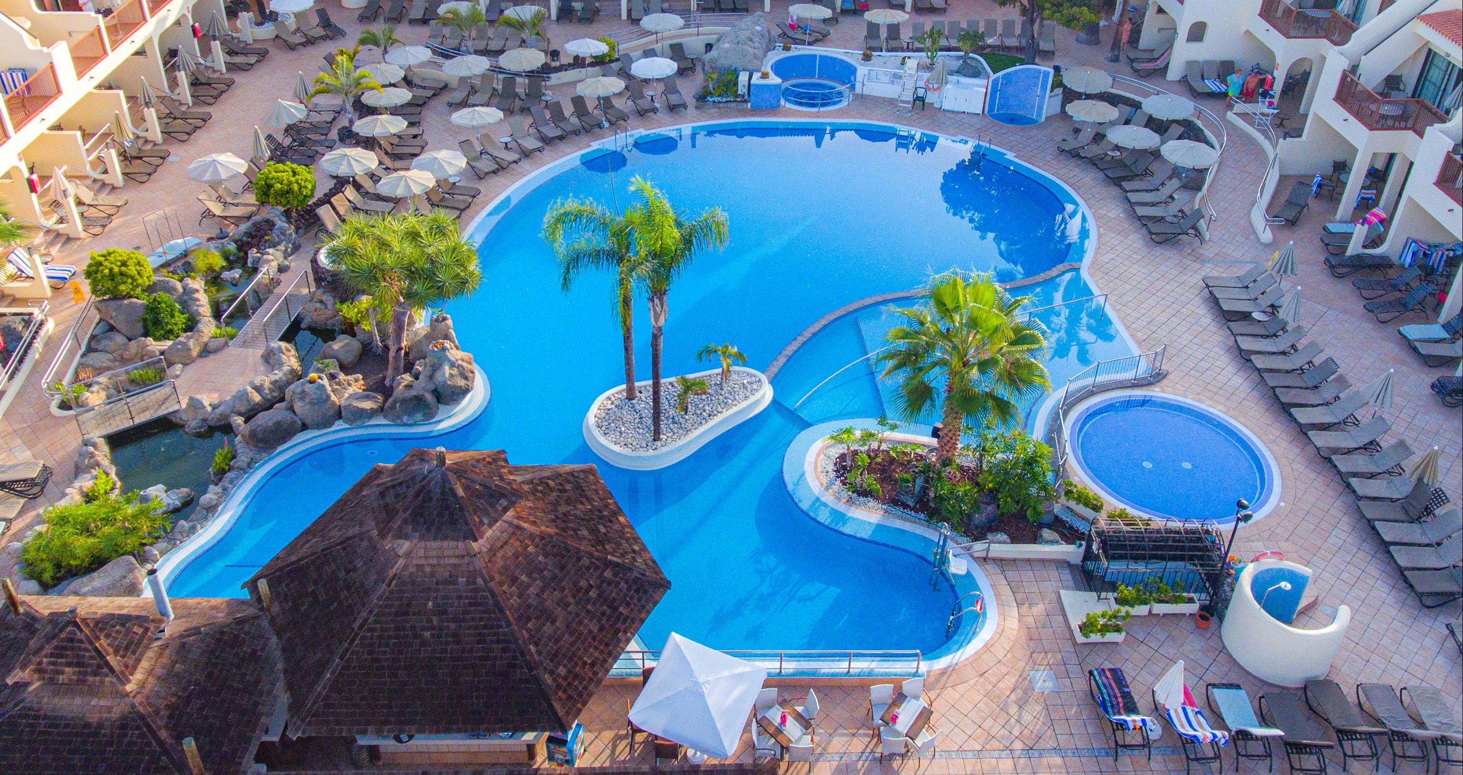 Royal Sunset Beach Club - אדייחה - בריכה
