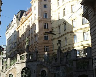 Hotel Terminus - Vienna - Vista esterna