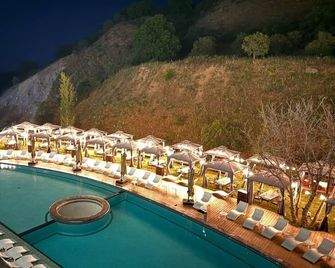 Gulkam Resort - Aurakhmat - Pool