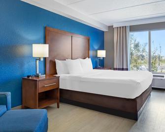 Comfort Inn & Suites Orlando North - Sanford - Chambre