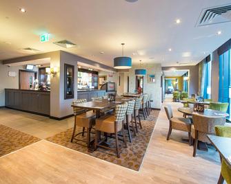 Premier Inn Maidenhead Town Centre - Maidenhead - Restaurace