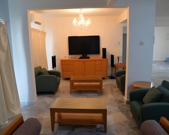 Rc Cape Nautica Villas - Port Dickson - Living room