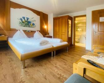Hotel Restaurant Mattmarkblick - Saas-Almagell - Slaapkamer