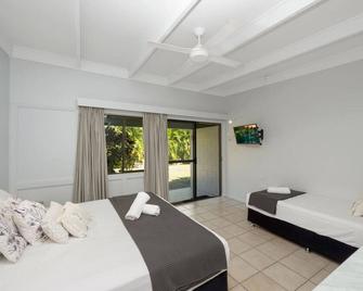 Unit 129 Amaroo Superior Twin Studio Apartment - Nelly Bay - Schlafzimmer