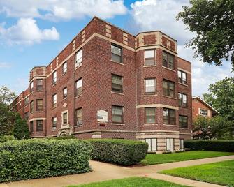 Simple and Roomy 1BR Apt in Evanston - Evanston - Edificio
