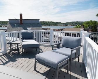 Bearskin Neck Rental in the Heart of Rockport! Walk to Beaches + Restaurants! - Rockport - Balkón