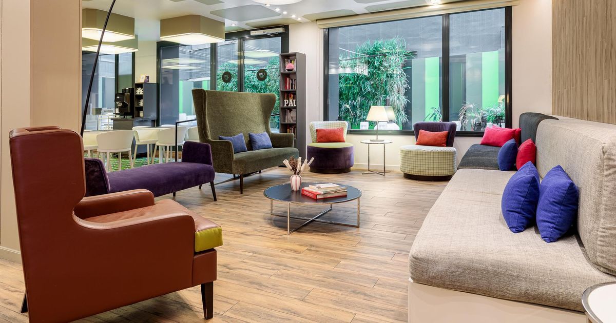 Room Mate Pau from $122. Barcelona Hotel Deals & Reviews - KAYAK