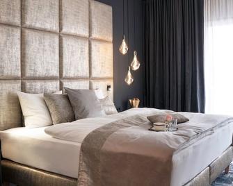 The Newsha Signature Home - Мюльгайм-на-Рурі - Спальня