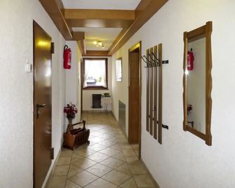 Gästehaus Gisela - Bruck am Ziller - Flur