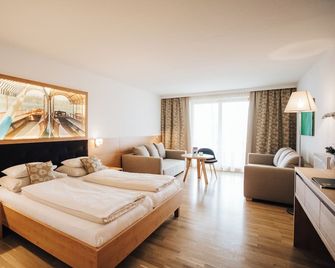 Hotel Seerose - Bodensdorf - Bedroom
