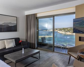 Thalazur Bandol Ile Rousse - Hôtel & Spa - Bandol - Living room