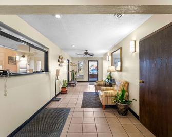 Americas Best Value Inn - Decatur - Декатур - Рецепція