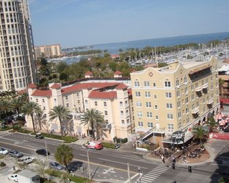 Ponce De Leon Hotel - St. Petersburg - Exterior