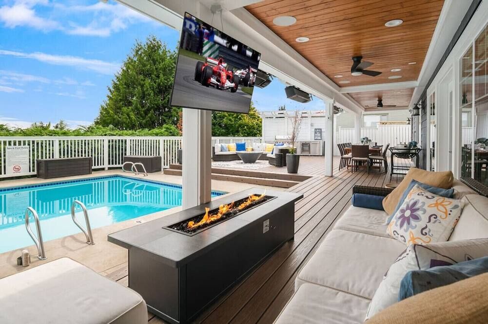 Seattle Private Resort - סיאטל - בריכה