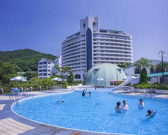 Bay Resort Hotel Shodoshima - Shodoshima - Piscina