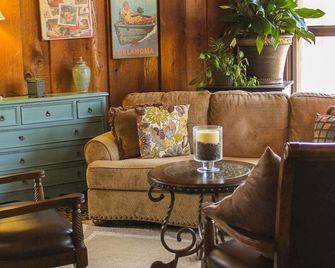Charles Wesley Motor Lodge Broken Bow - Broken Bow