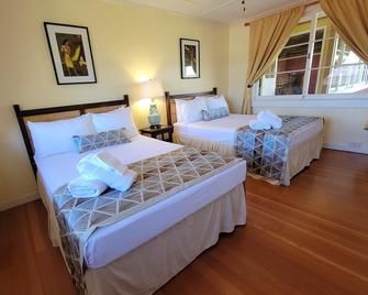 Kohala Village Inn - Hawi - Bedroom