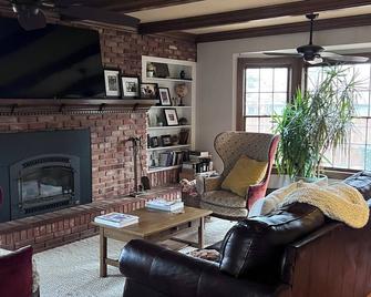 Life on Broadway - Elk City - Living room
