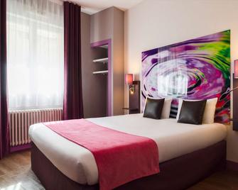 The Originals City, Hôtel le Saint-Martial, Limoges (Inter-Hotel) - Limoges - Bedroom