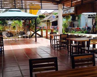 Vang Vieng Garden Bungalow - Vang Vieng - Restaurant