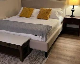 Cosy and romantic studio apartment near carnasie park - Brooklyn - Habitación