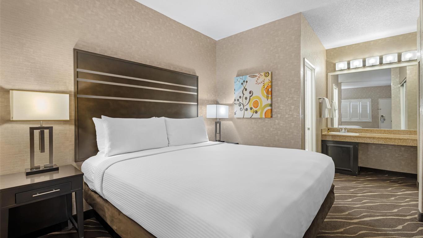 Best Western Plus Park Place Inn - Mini Suites