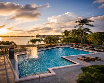 Pullman Miami Airport - Miami - Pool