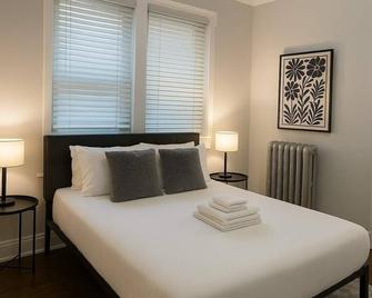 Modern Studio Near Uchicago - Chicago - Schlafzimmer
