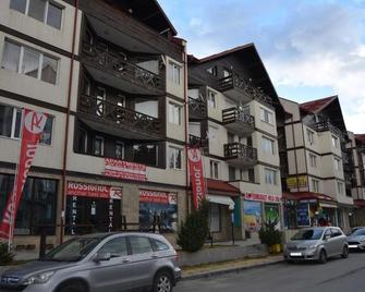 Borovets Holiday Apartments - Different Locations in Borovets - Borovets - Budynek