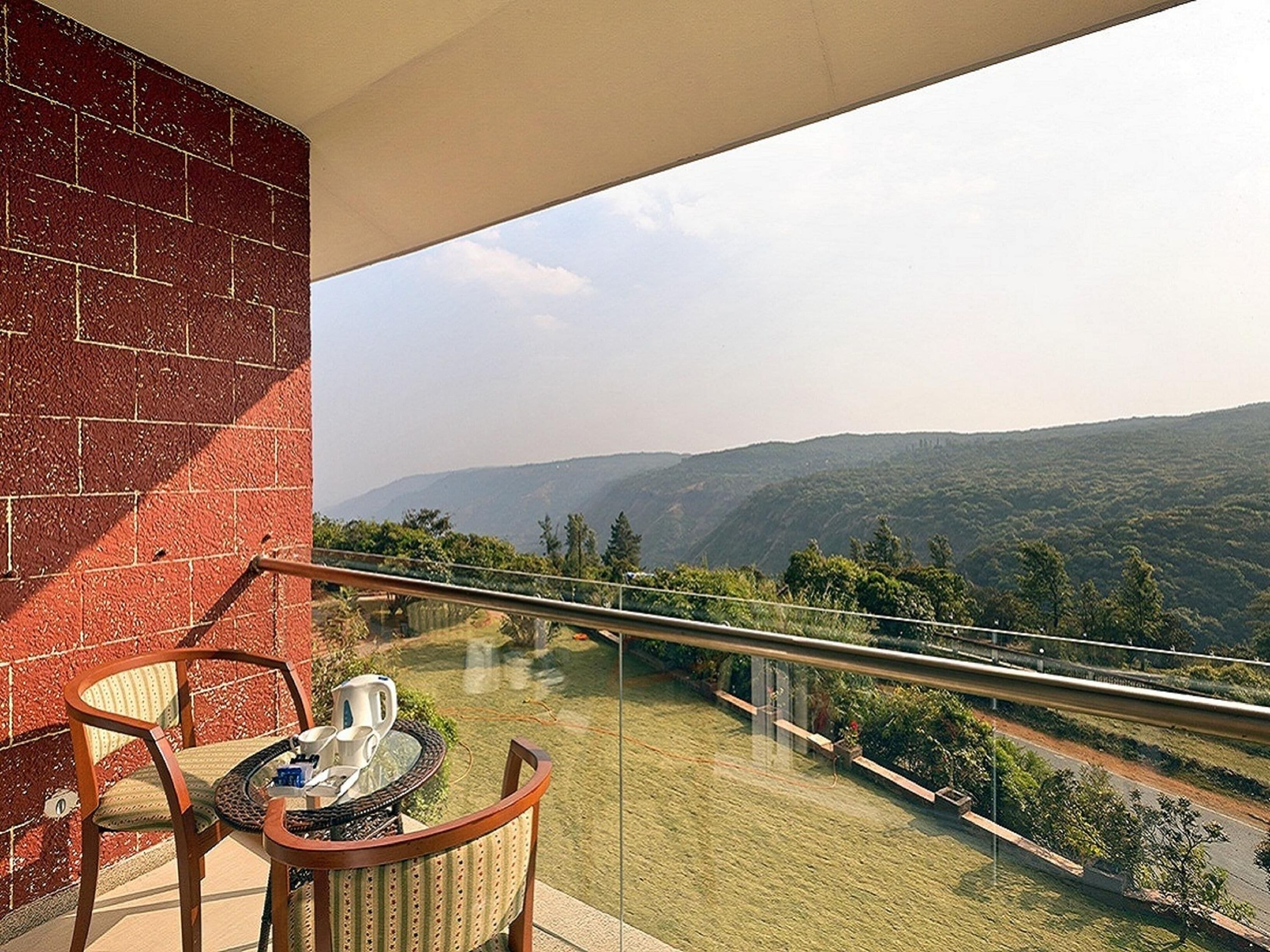 Bella Vista Resort - Mahabaleshwar - Balcony