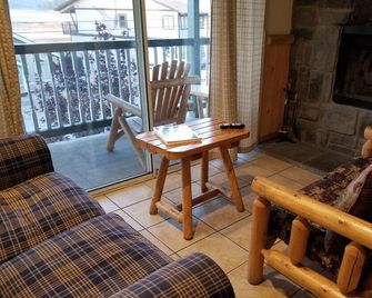 Fireside Lodge - Big Bear Lake - Vardagsrum