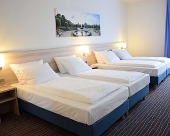 ECONTEL HOTEL München - Münih - Yatak Odası
