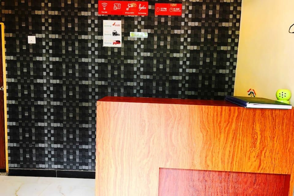 Hotel Safar Residency - מומבאי - דלפק קבלה