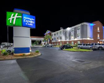 Holiday Inn Express & Suites Foley - N Gulf Shores - Foley - Bygning
