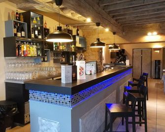 Ô Petit Nice - Neuville-sur-Saône - Bar