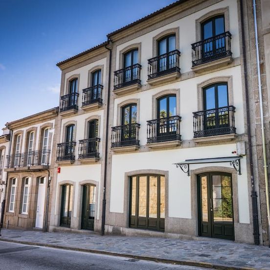 Hotel Pombal Rooms image 1