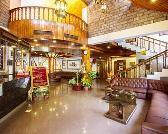 Hotel Kanishka Manali - Manali - Lobby