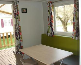 Camping Frédéric Mistral - Castellane - Comedor