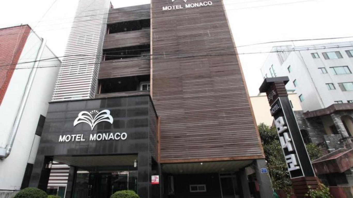 Monaco Hotel