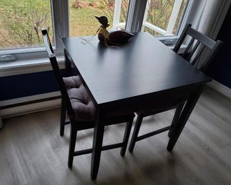 Dans Les Bras de Memphré - Magog - Eetruimte