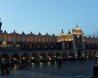 Cracow Central Aparthotel - Krakova
