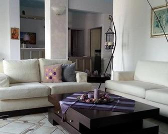 9 Muses - Agia Pelagia