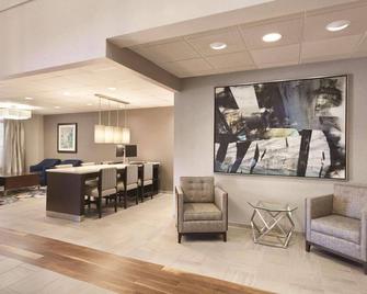 Radisson Hotel Dallas North Addison - Addison - Lounge