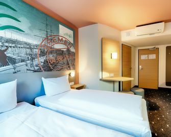 B&B Hotel Bremen-City - Brema - Camera da letto