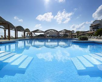 Knossos Royal - Hersonissos - Pool