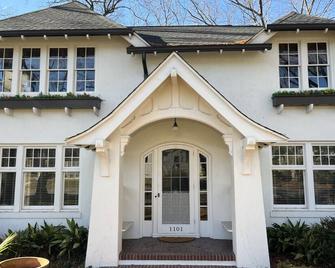 The Cinderella House - Greensboro - Building