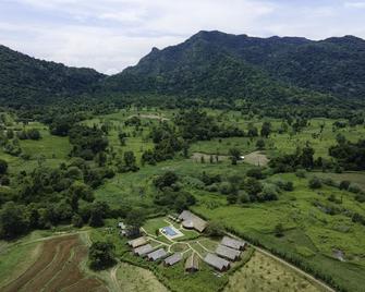 Wild Glamping Gal Oya - Bibile - Edificio