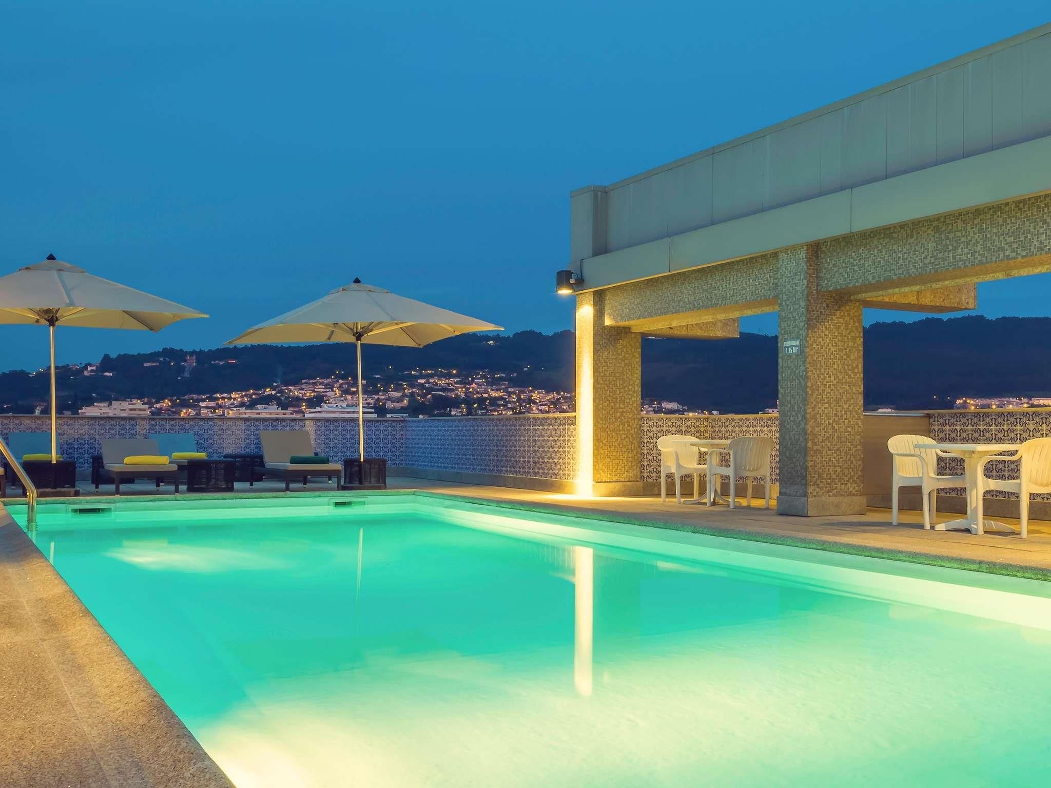 Mercure Braga Centro Hotel - Braga - Pool