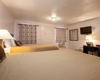 Celilo Inn - Williams - Bedroom