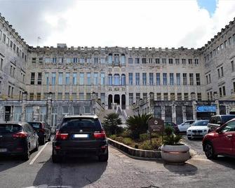 Centro di Spiritualità Madonna della Nova - Ostuni - Edificio